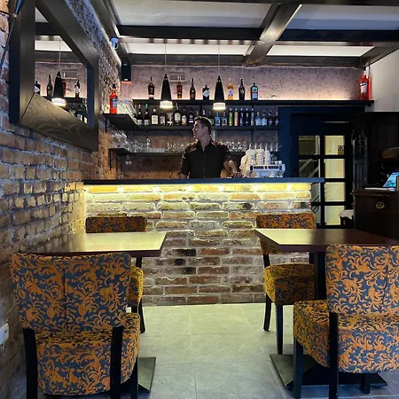 Hotel Lomnice
