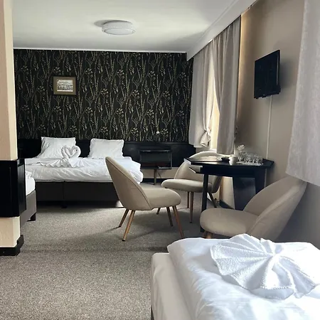 Lomnice 호텔 Špindlerŭv Mlýn